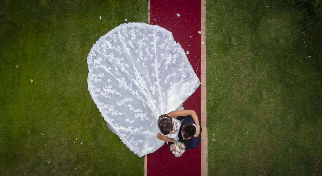 imagen_aerea_novios_boda_toledo_eurofoto