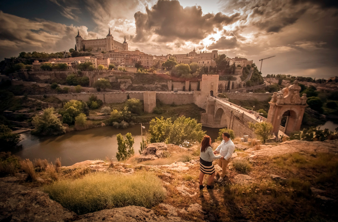 novios_puente_Alcántara_Toledo_vista_Valle